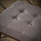 Banc ottoman en tissu capitonné gris/corail/bleu, une place