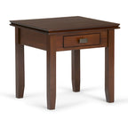 Table de chevet carrée en bois massif auburn moyen avec tiroir