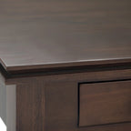 Table de chevet carrée en bois massif auburn moyen avec tiroir