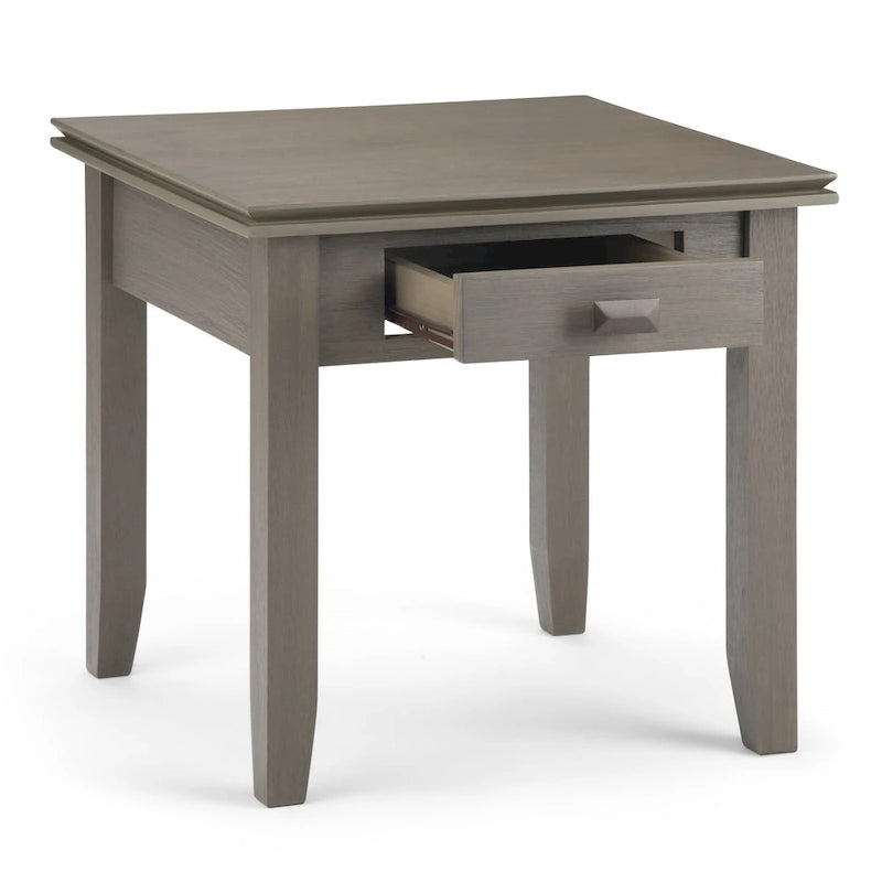 Table de chevet carrée en bois massif auburn moyen avec tiroir