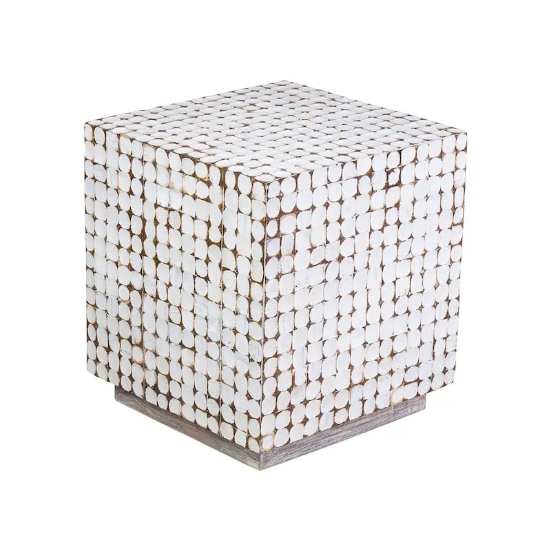 Table d'appoint cube en mosaïque de coquille de noix de coco blanche, unique