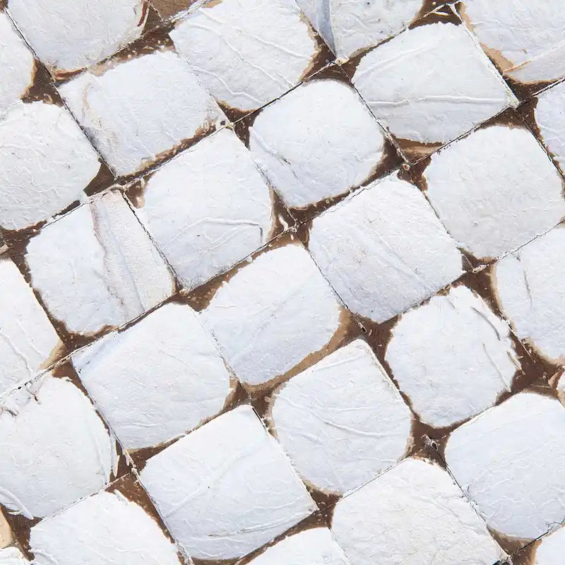 Table d'appoint cube en mosaïque de coquille de noix de coco blanche, unique